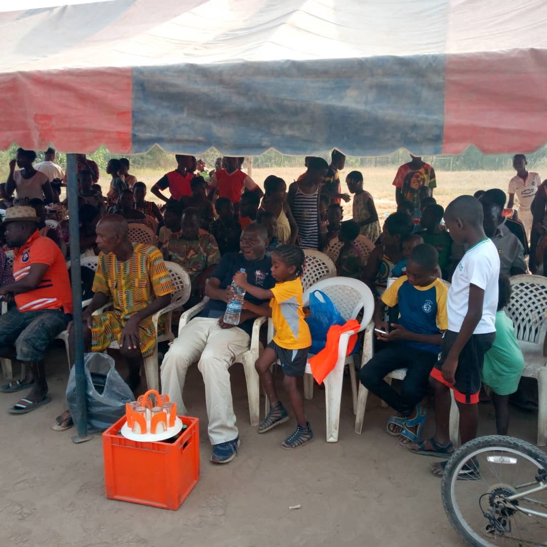 REMISE DE DONS AU VILLAGE BOBO DE BOUAKE